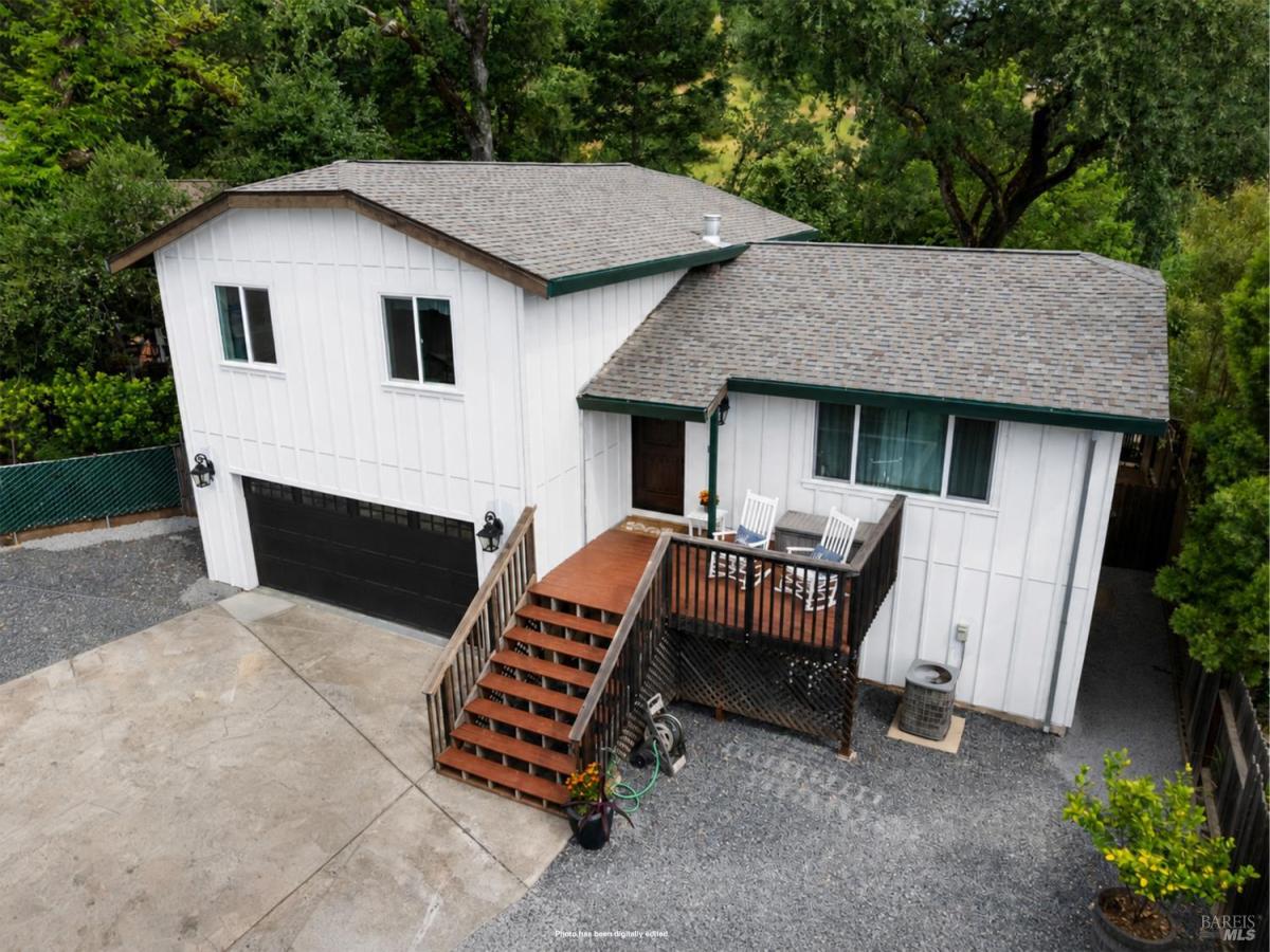 MLS #326039040 image #0