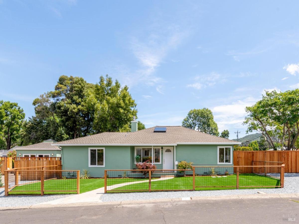 MLS #326039573 image #0
