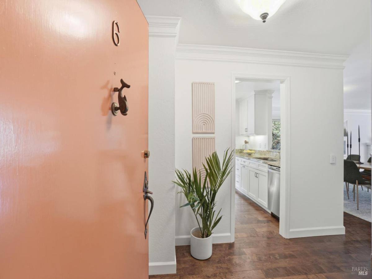 MLS #326039633 image #0