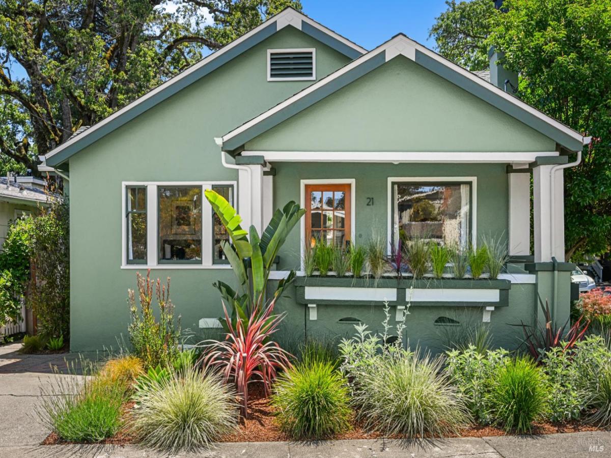 MLS #326040769 image #0