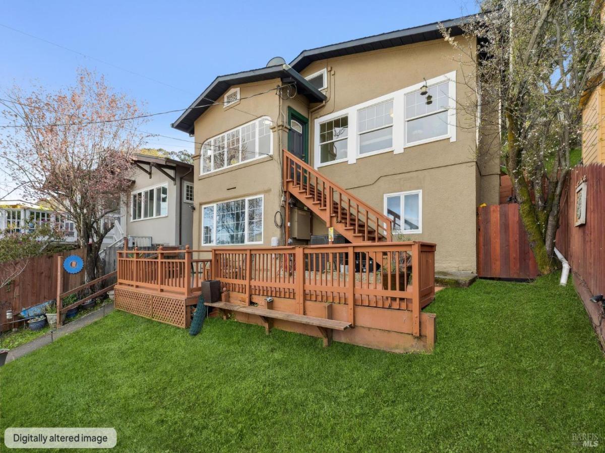 MLS #326041650 image #0