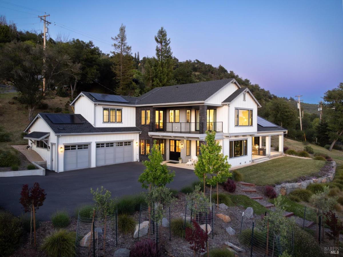 MLS #326042758 image #0