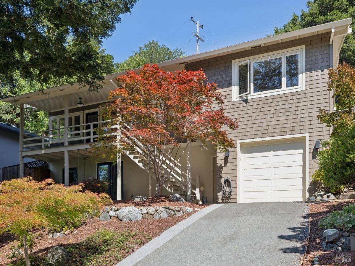 MLS #326044179 image #0