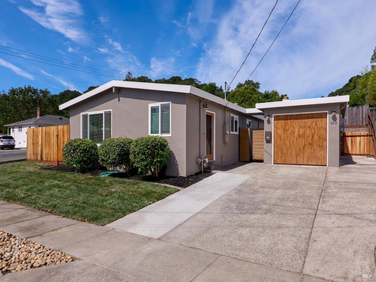 MLS #326047493 image #0
