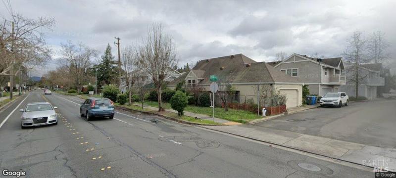 MLS #326048606 image #0