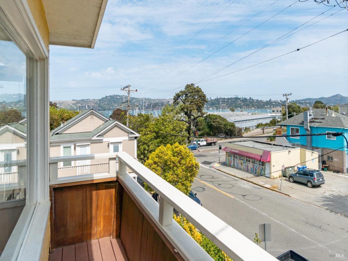 MLS #326051446 image #0
