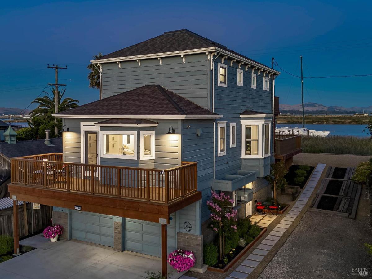 MLS #326052094 image #0