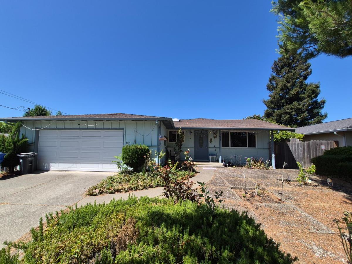 MLS #326052197 image #0