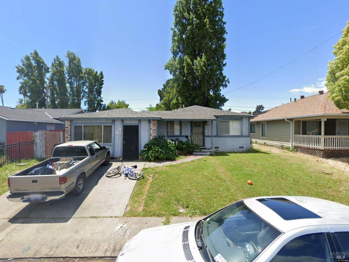 MLS #326053696 image #0