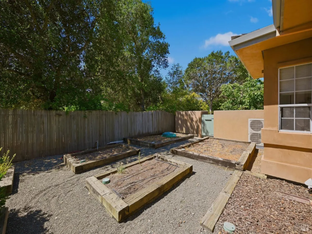 MLS #326055030 image #44