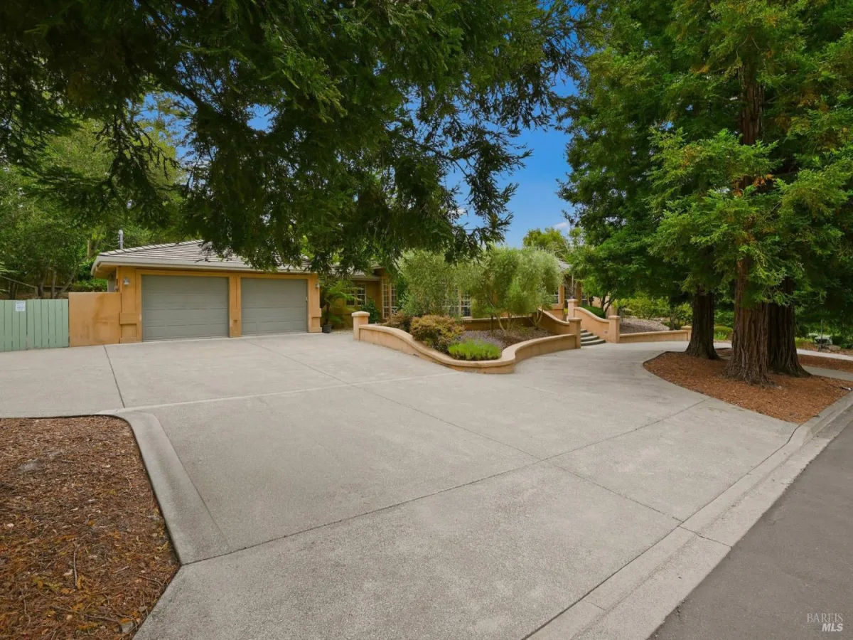 MLS #326055030 image #6