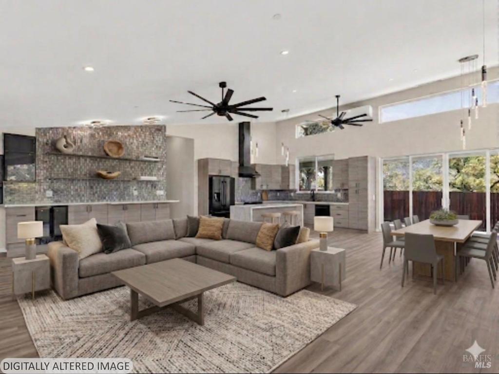MLS #326055559 image #0