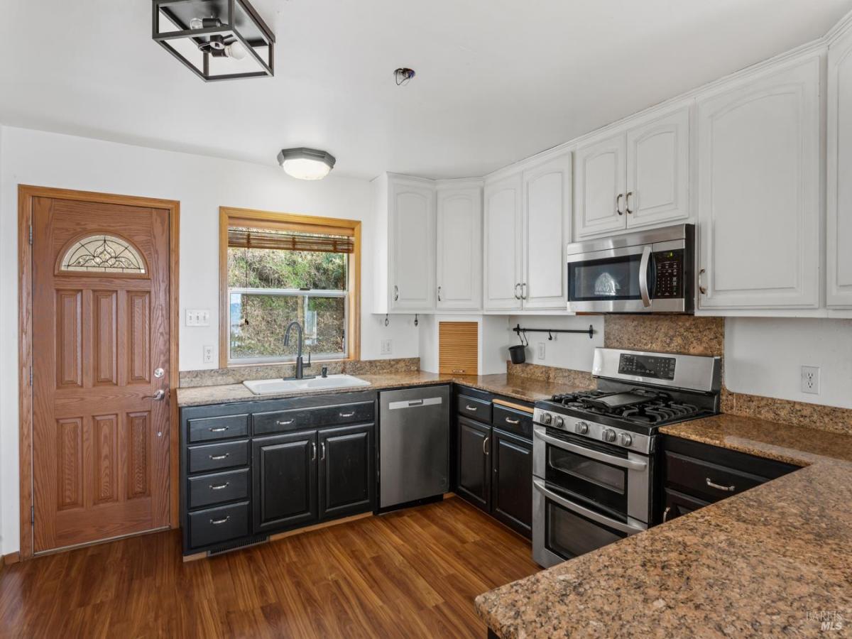 MLS #326056641 image #0