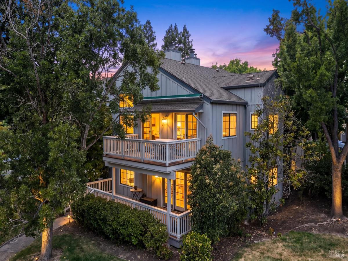 MLS #326058167 image #0