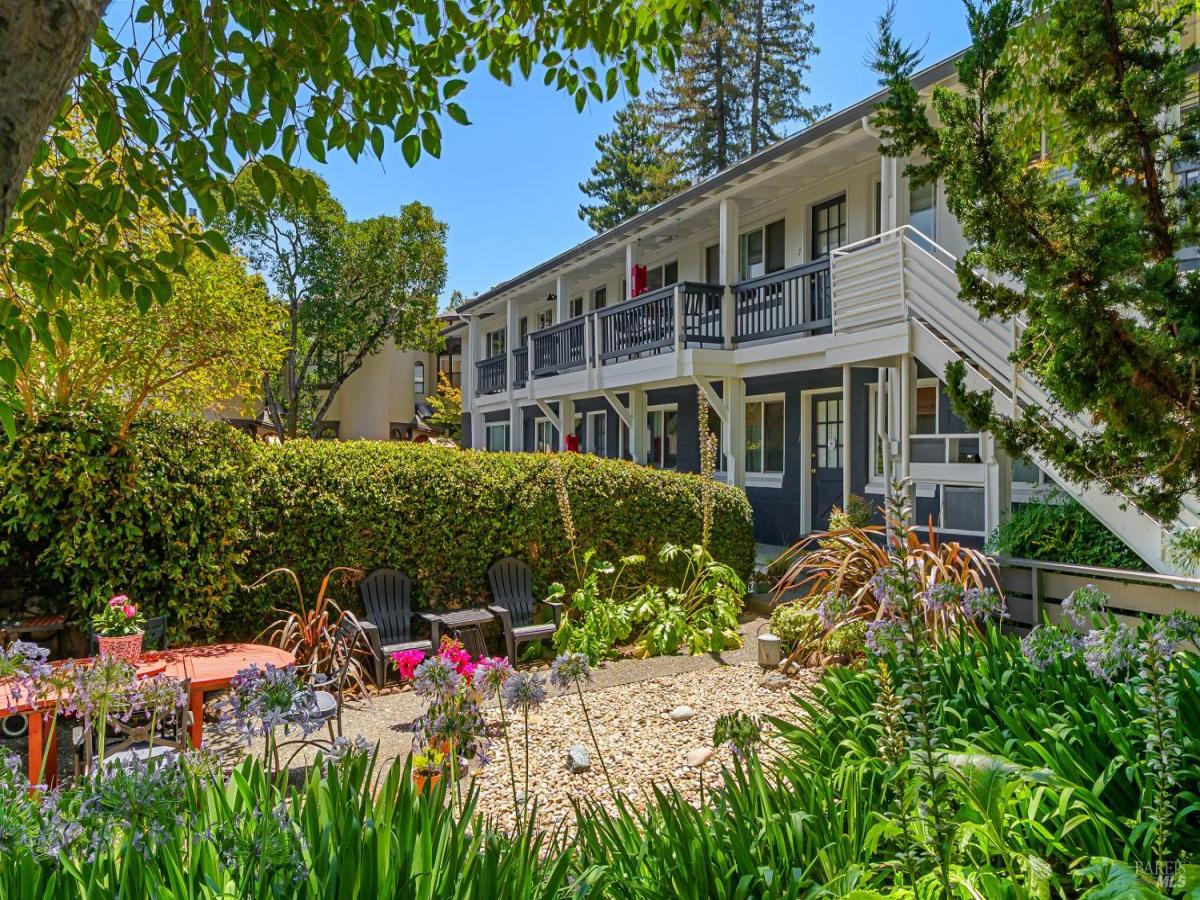 MLS #326059650 image #0