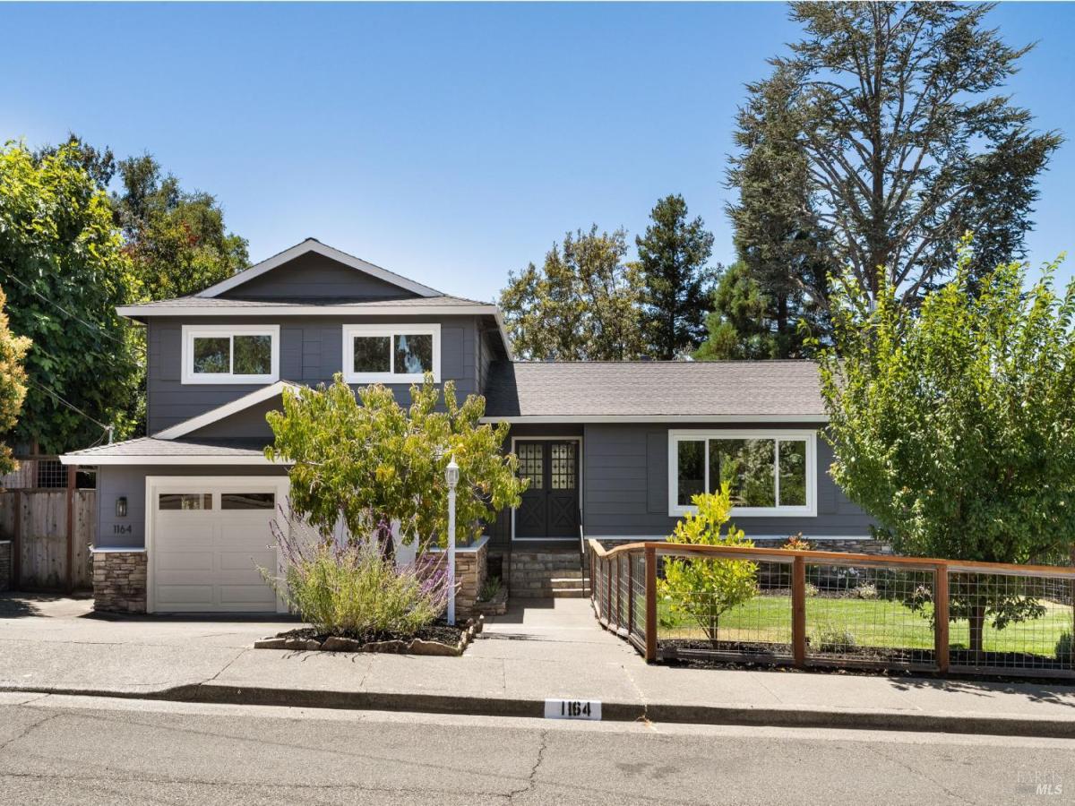 MLS #326059835 image #0