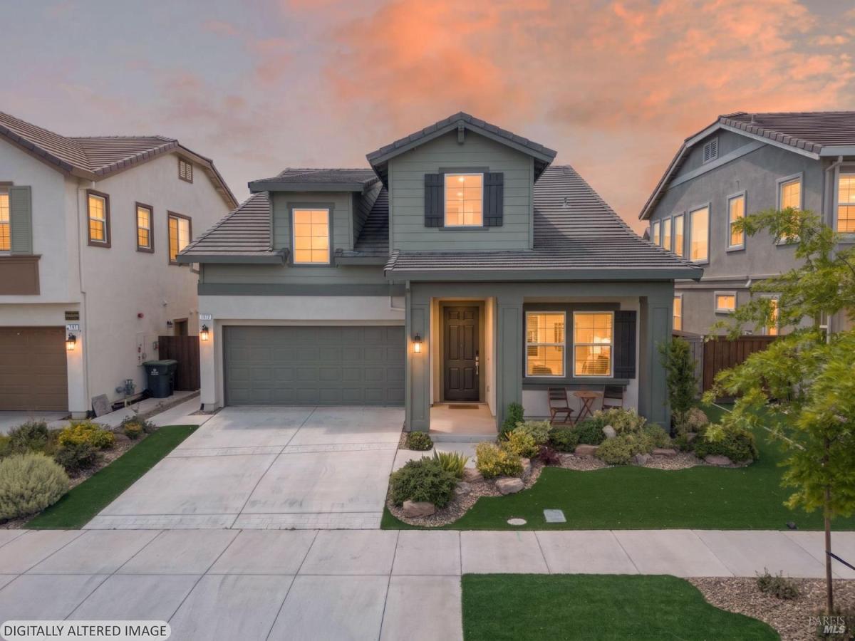 MLS #326061362 image #0