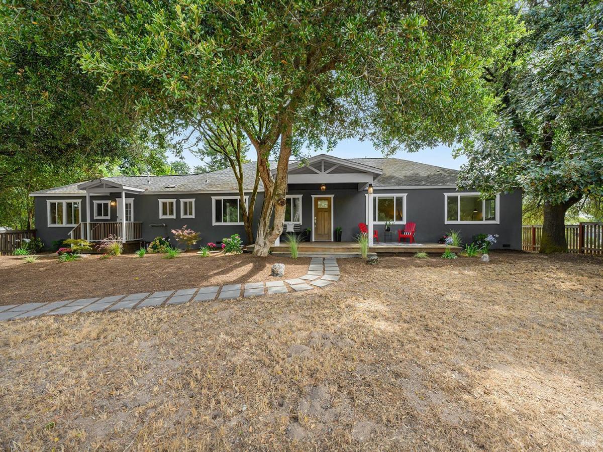 MLS #326062517 image #0