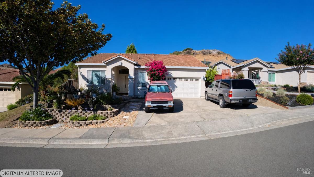 MLS #326062779 image #0