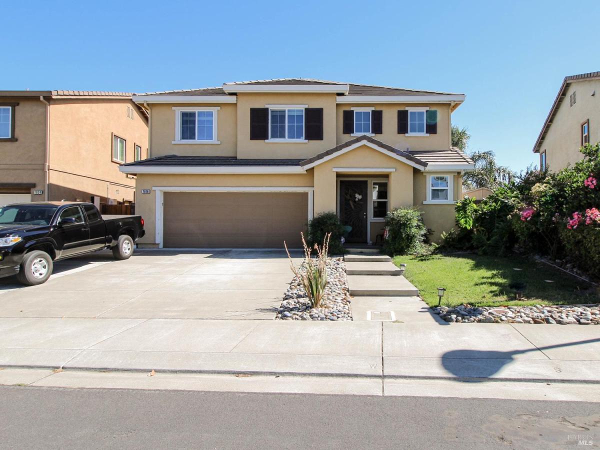 MLS #326064226 image #0