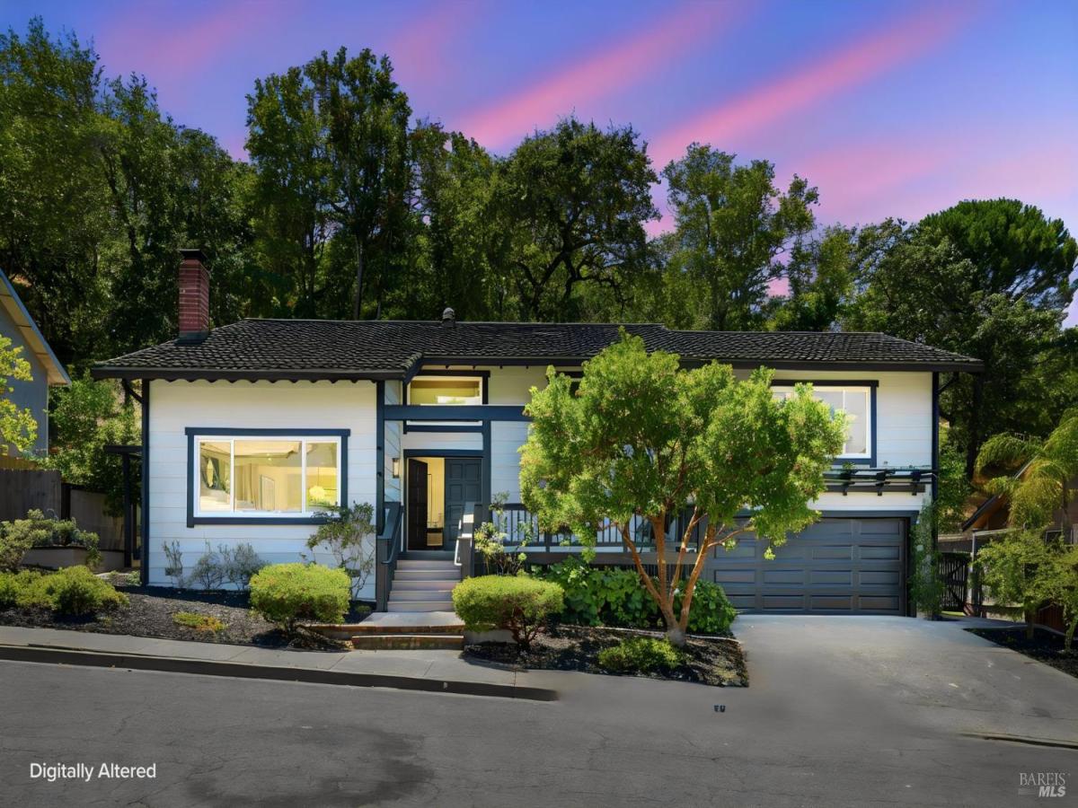 MLS #326064571 image #0