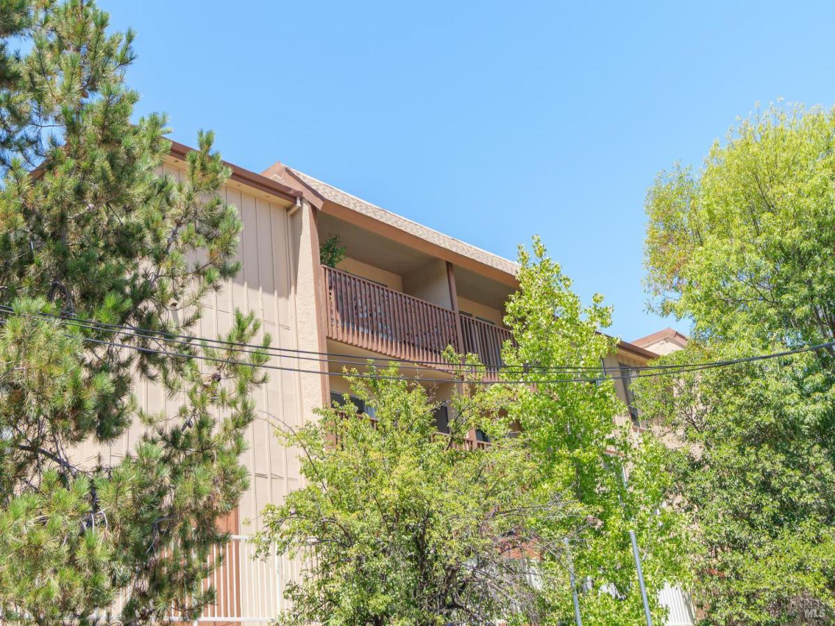 MLS #326066047 image #0