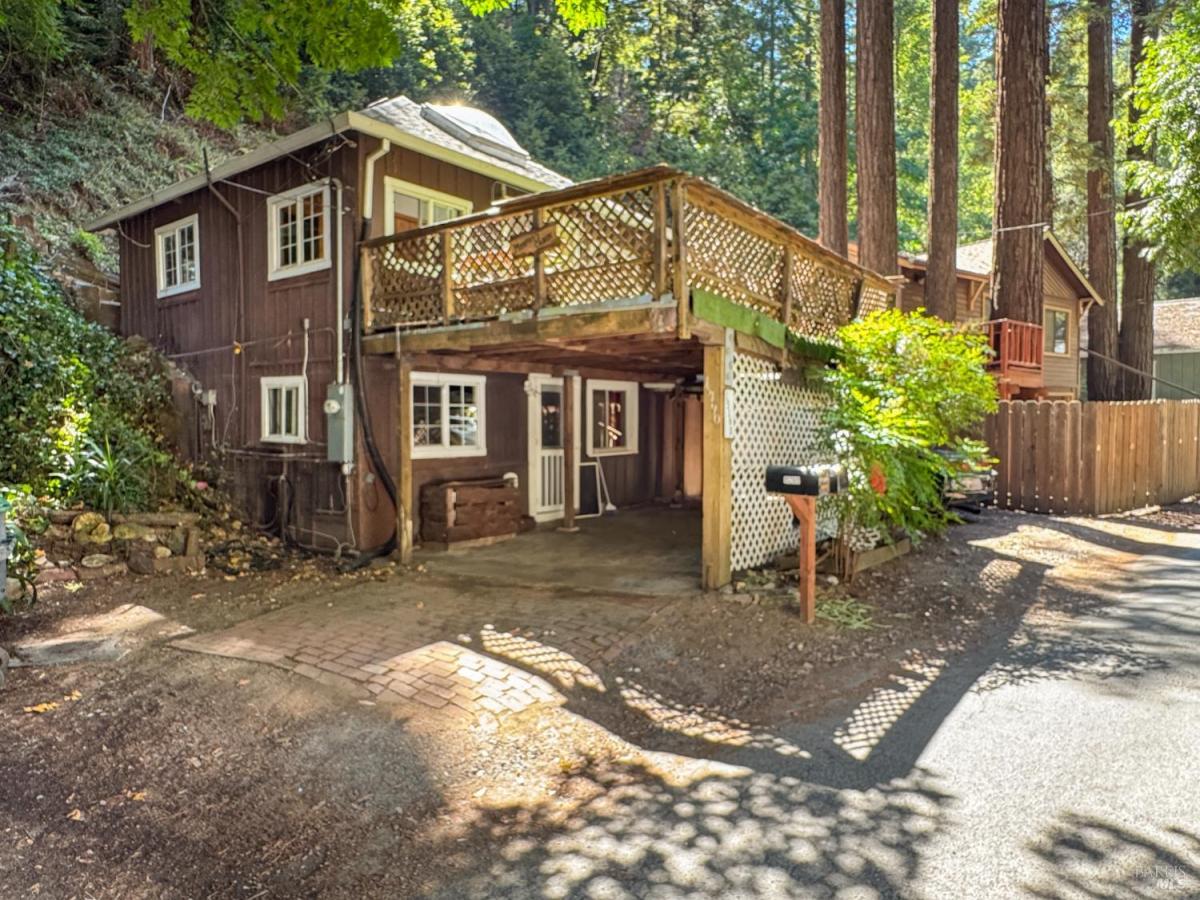 MLS #326066064 image #0