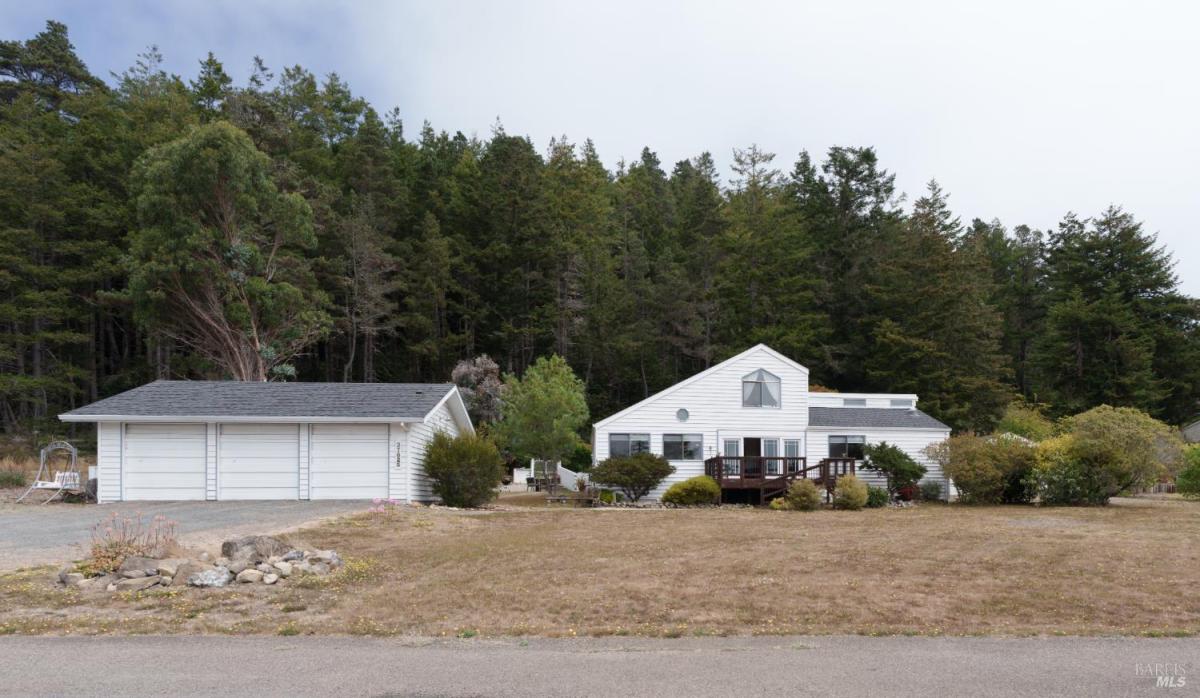 MLS #326066841 image #0