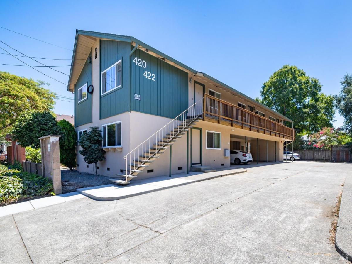 MLS #326066860 image #0