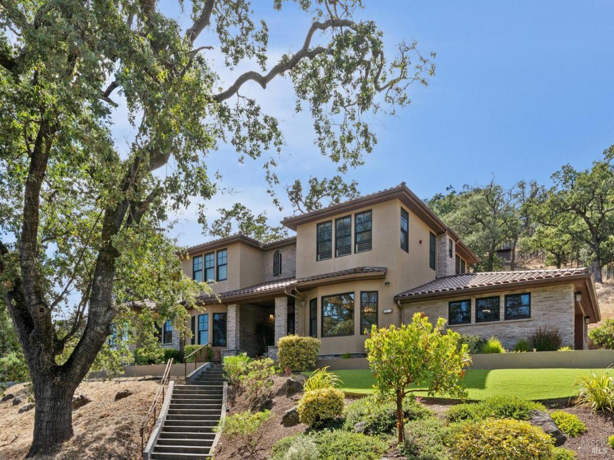 MLS #326066965 image #0
