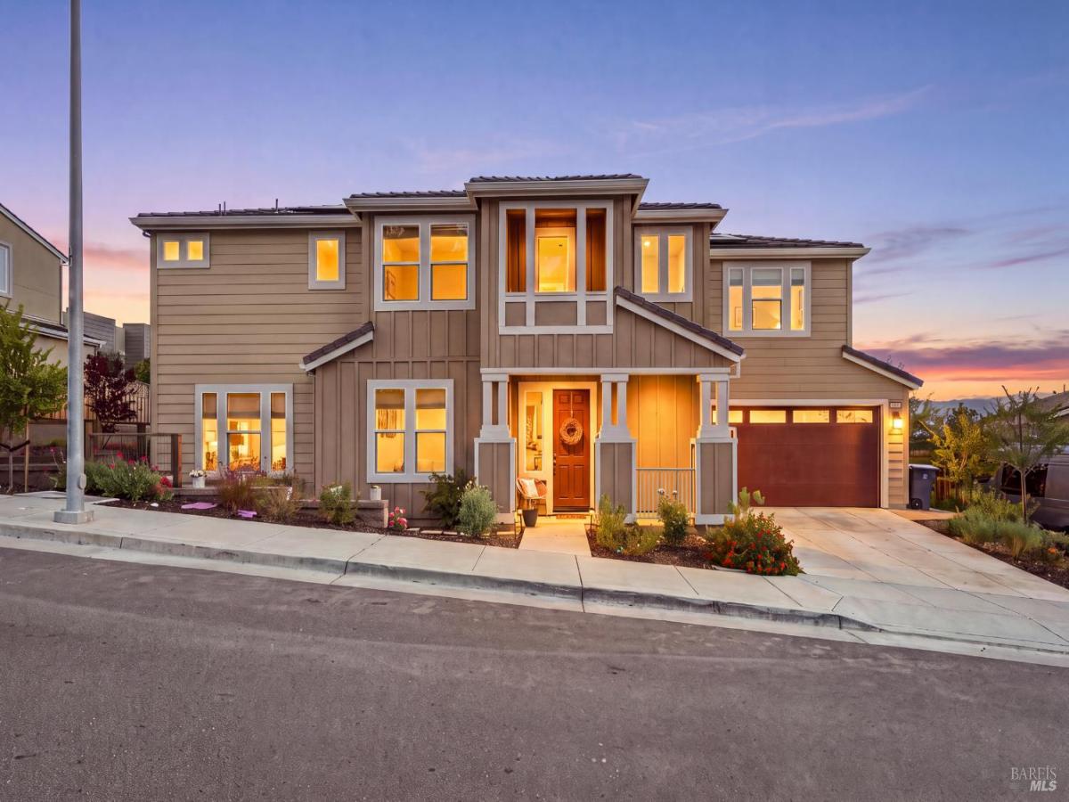 MLS #326067046 image #0