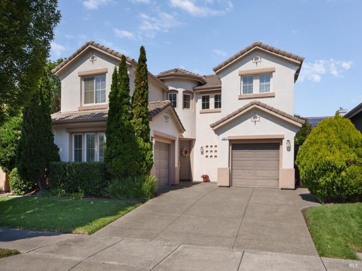 MLS #326067280 image #0