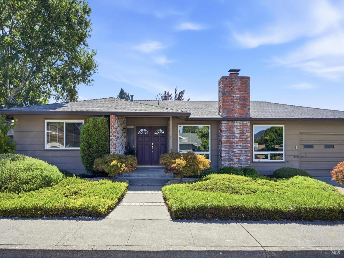 MLS #326067611 image #0