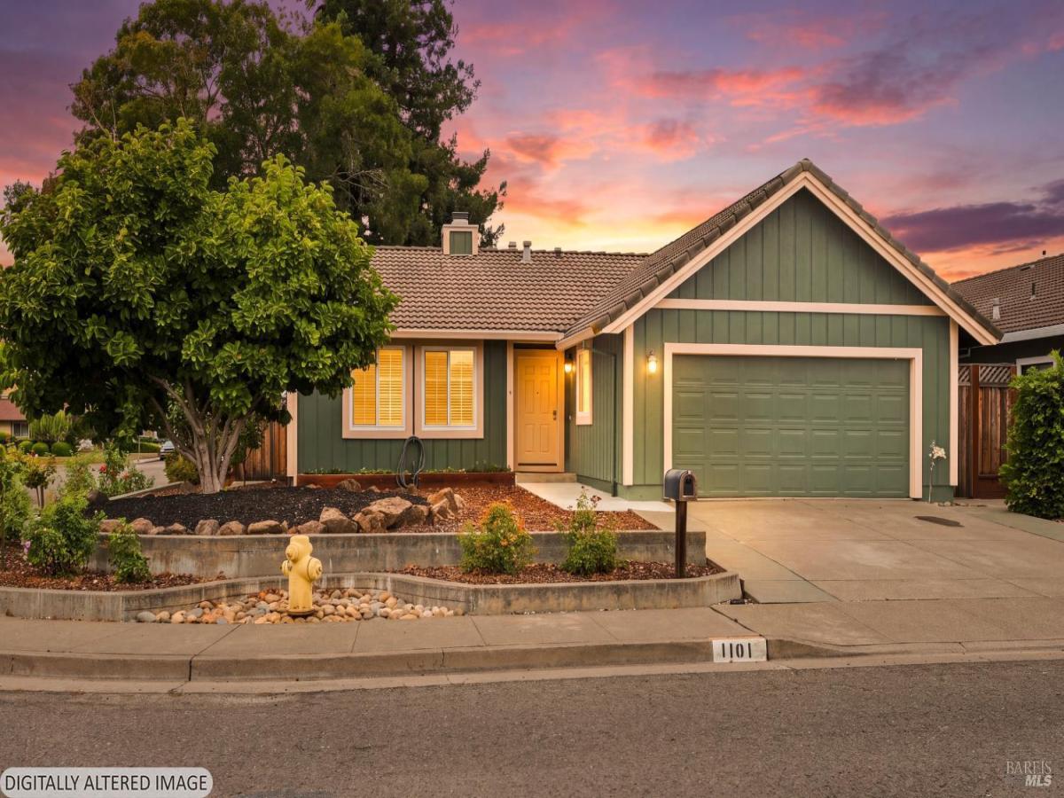 MLS #326067675 image #0