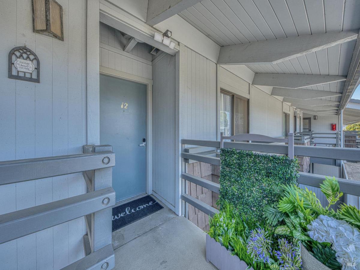 MLS #326068061 image #0