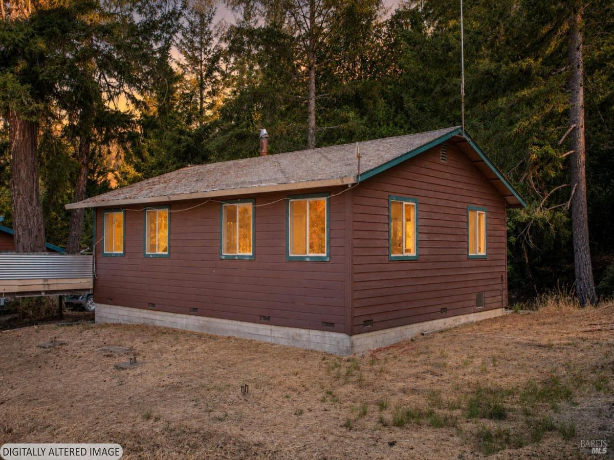 MLS #326068643 image #0