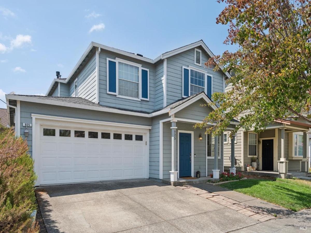 MLS #326068953 image #0
