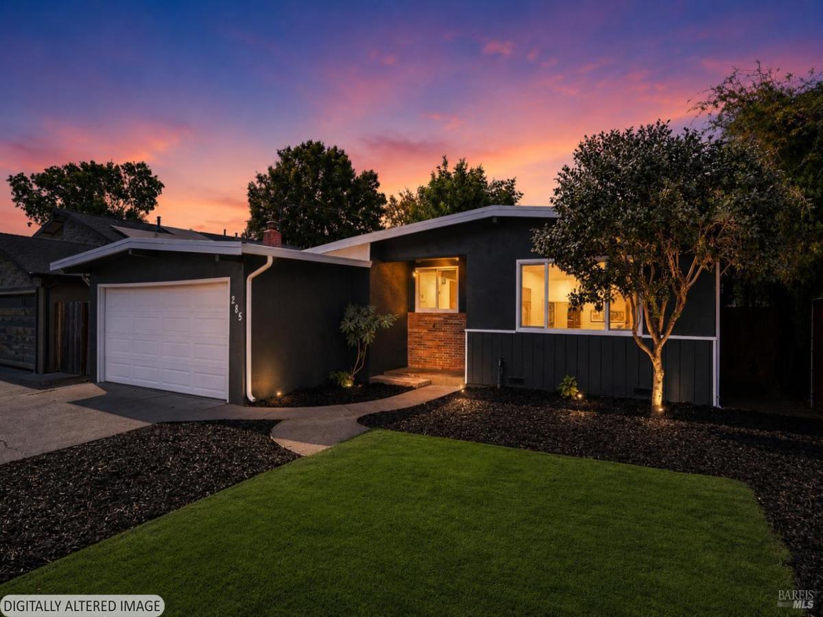 MLS #326069441 image #0