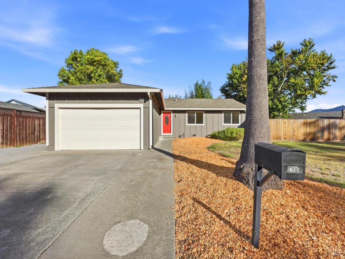 MLS #326069468 image #0