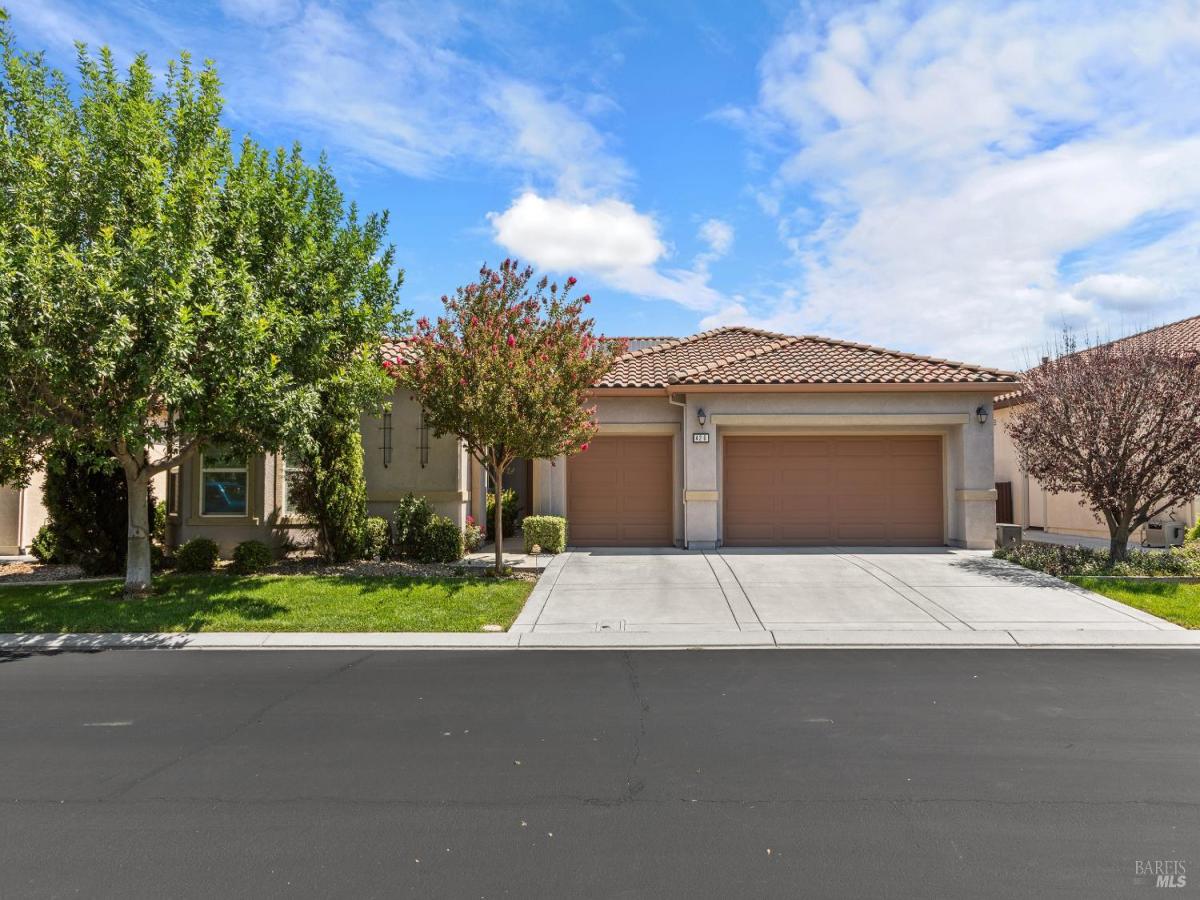 MLS #326069585 image #0