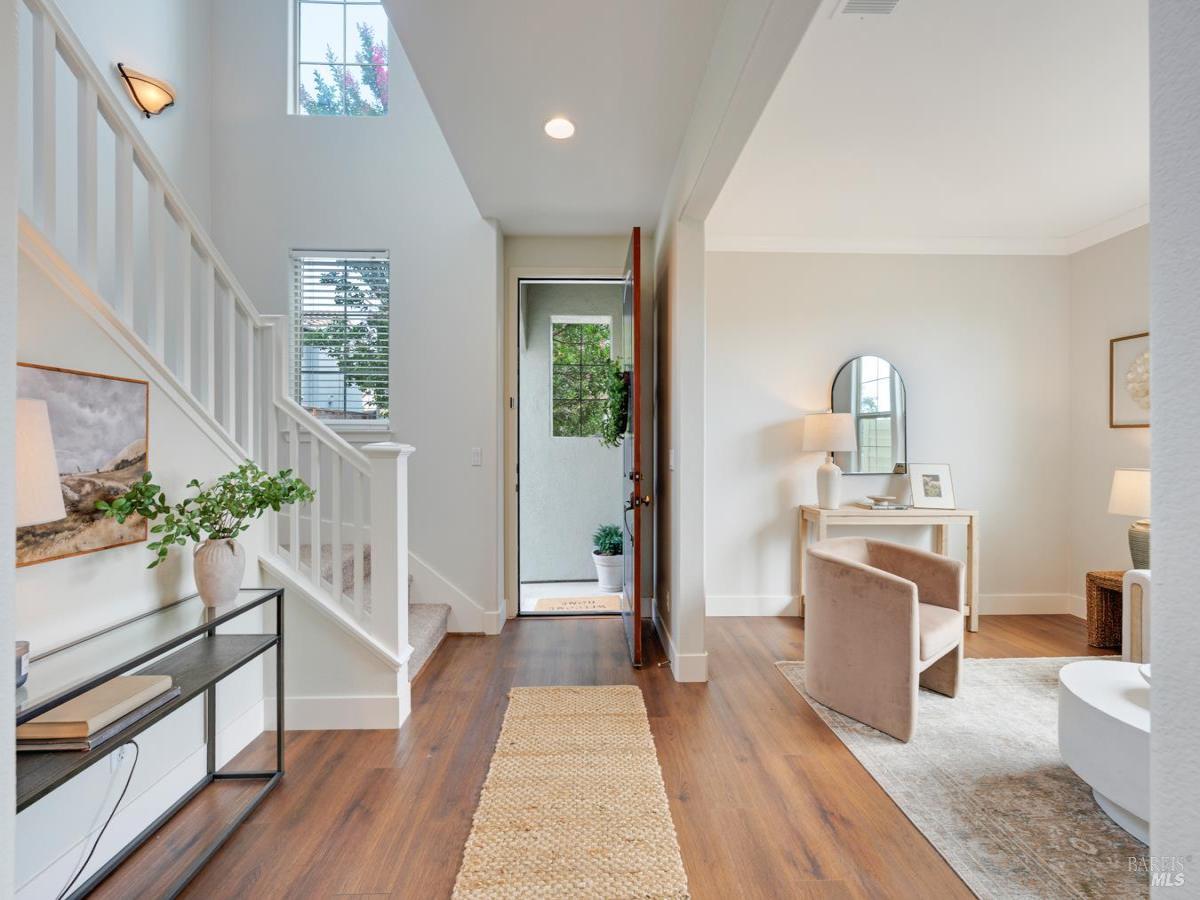 MLS #326069949 image #0
