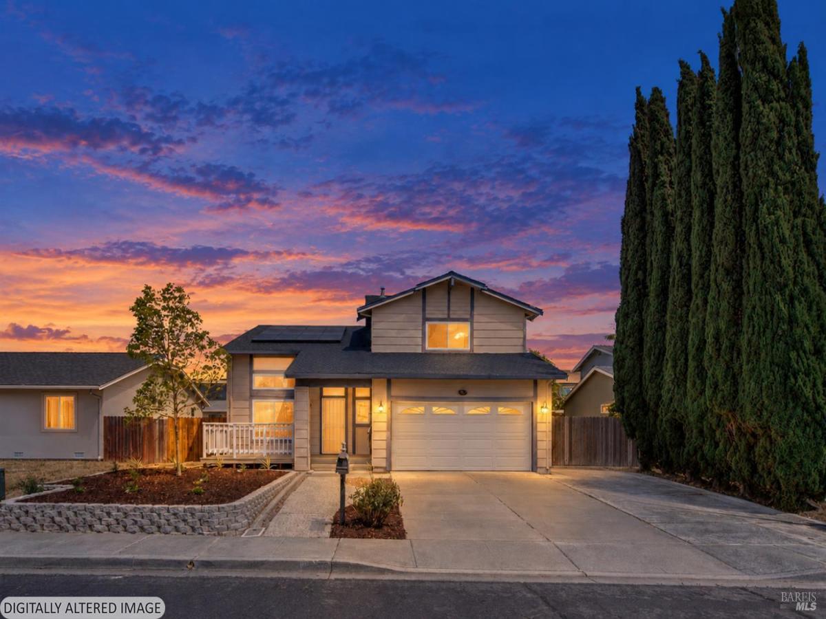 MLS #326070121 image #0