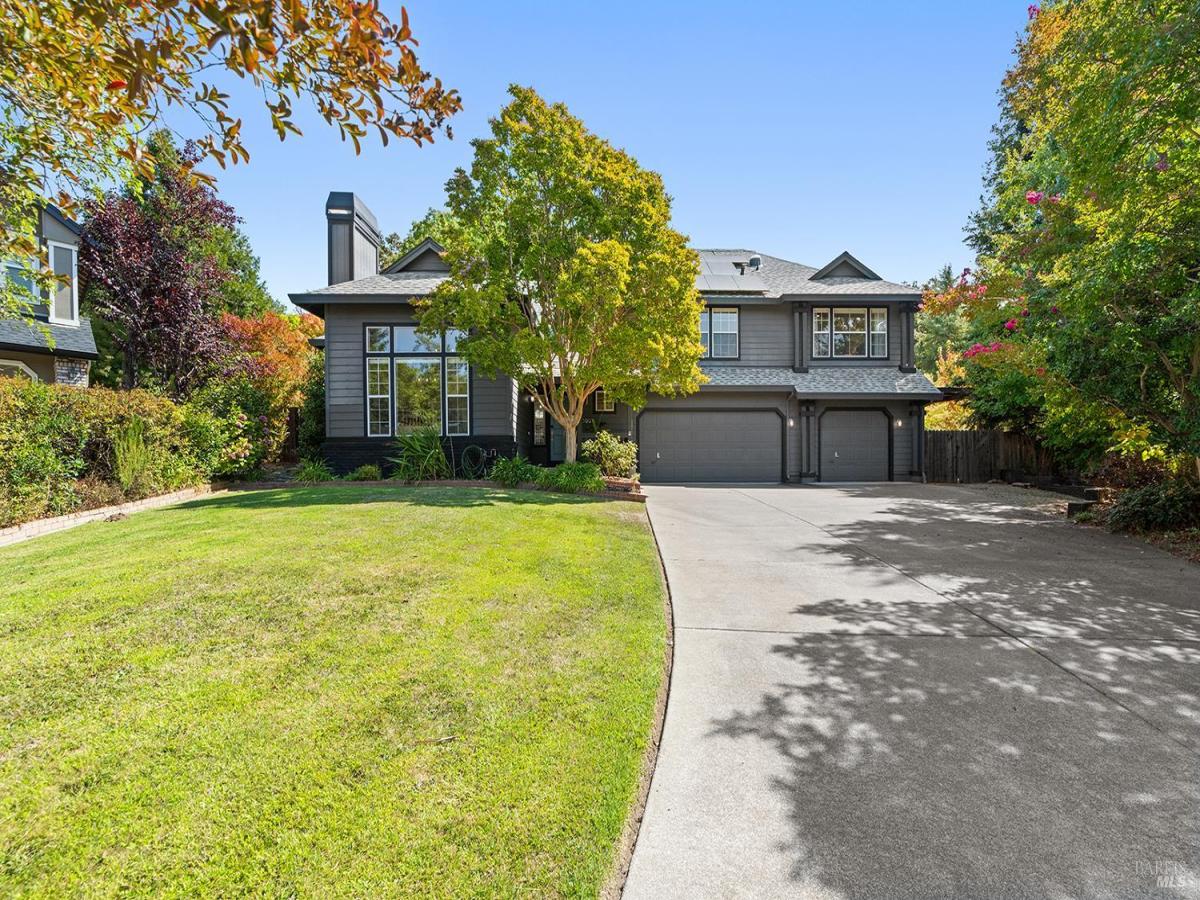 MLS #326070196 image #0