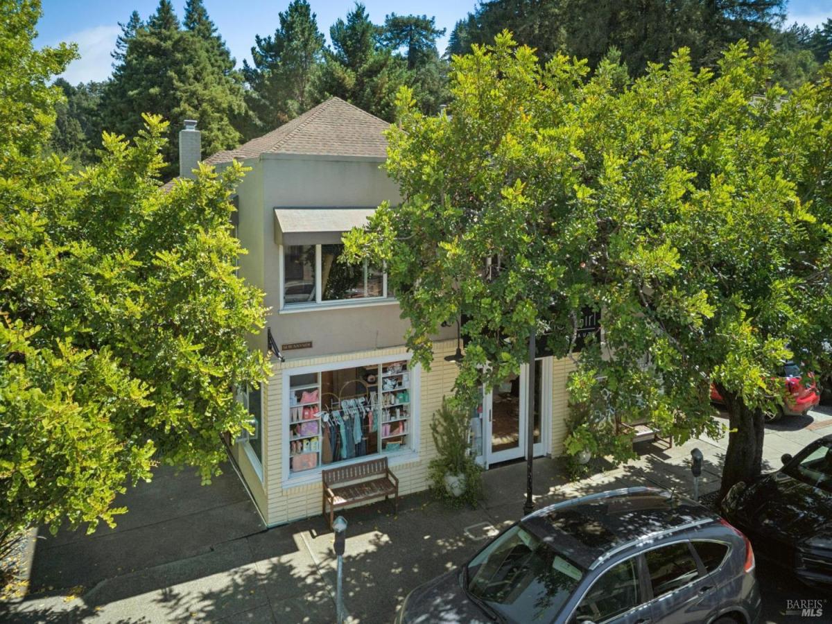 MLS #326070197 image #0