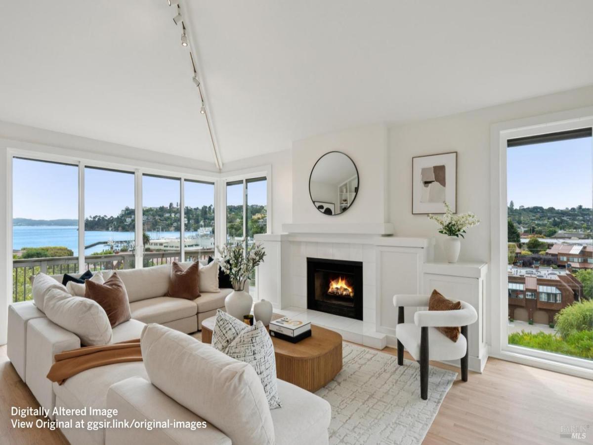 MLS #326070691 image #0