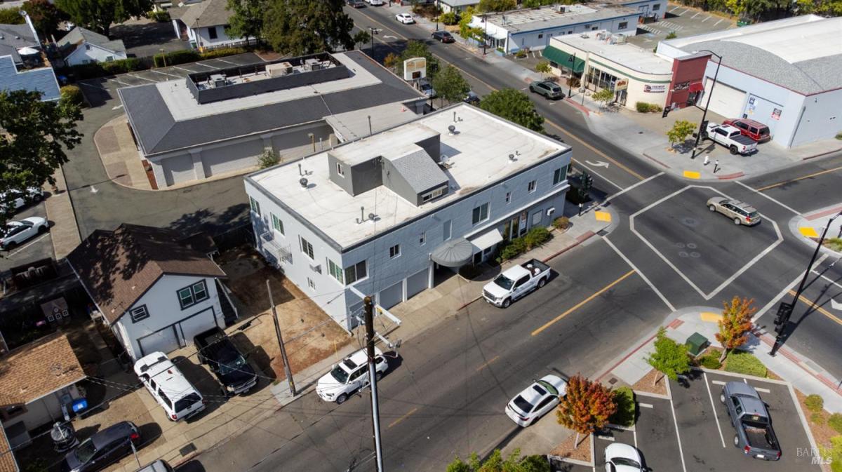 MLS #326070195 image #0