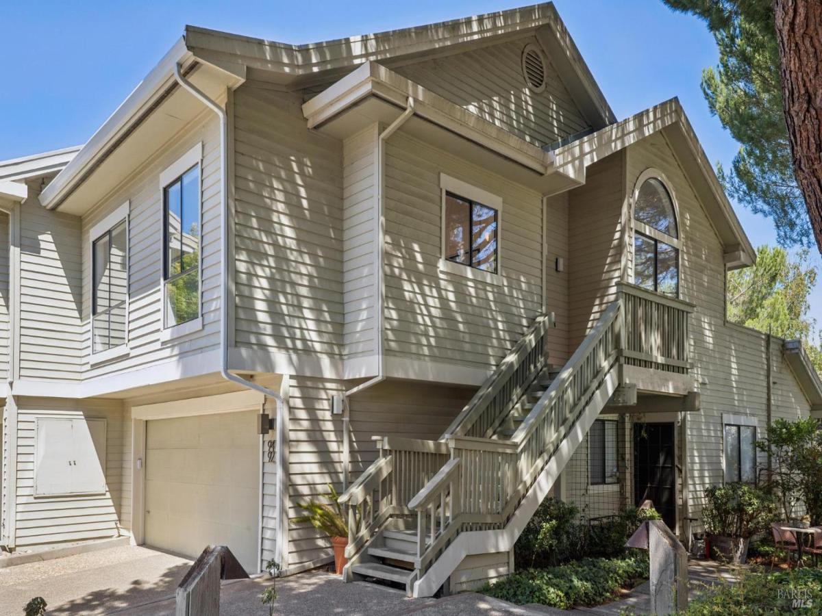 MLS #326072578 image #0