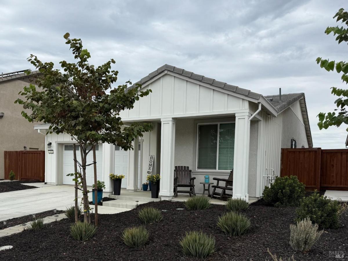 MLS #326073598 image #0