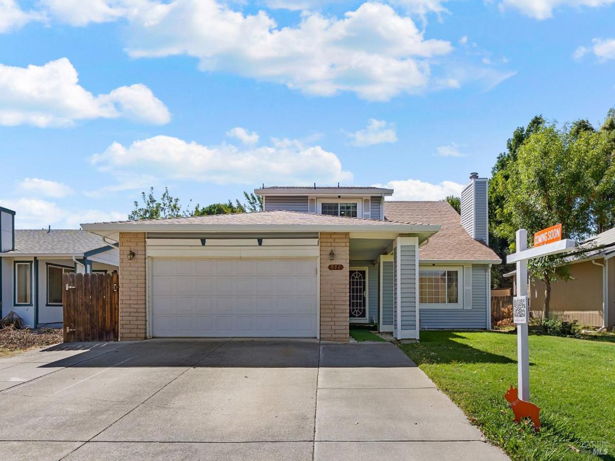 MLS #326074254 image #0