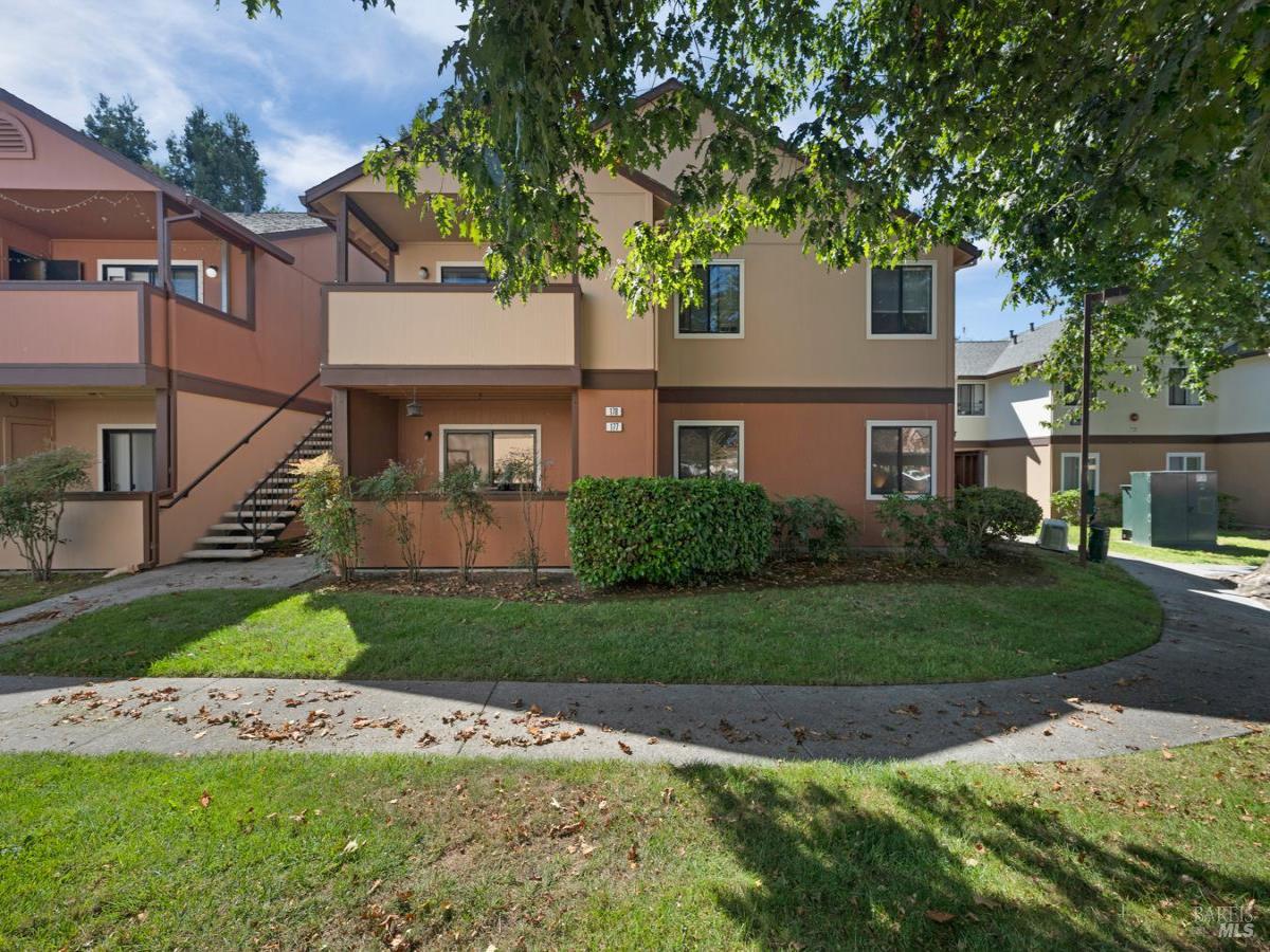 MLS #326075100 image #0